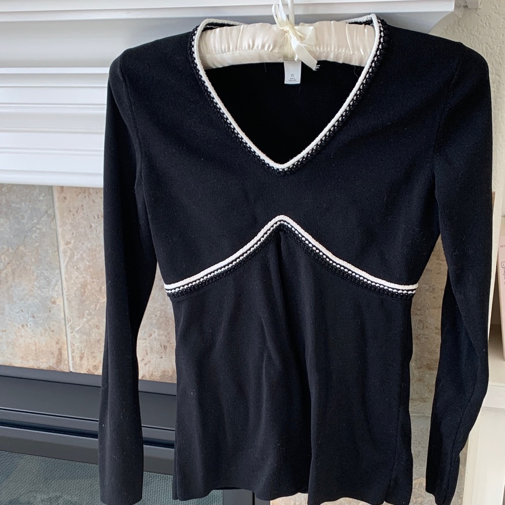 LOFT Black and White Long Sleeve Top